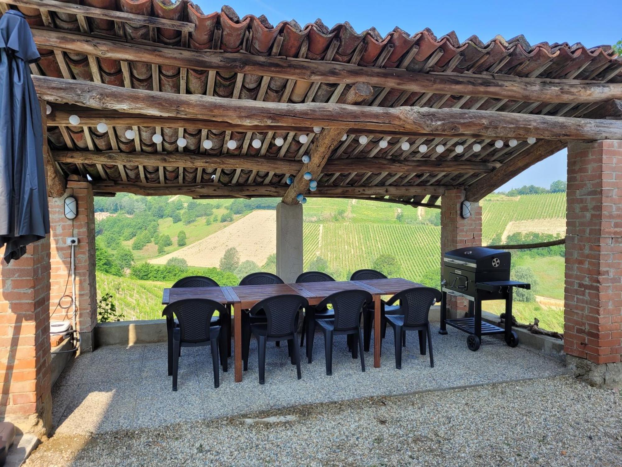 Cascina Allegria Castelnuovo (Asti) Exterior foto